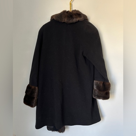 Vintage Albert Nipon Studio Black Lambswool Blend Brown Faux Fur Overcoat PM - Picture 4 of 7